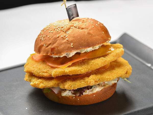 NEKRASOV LOUNGE - Бургер с цыпленком