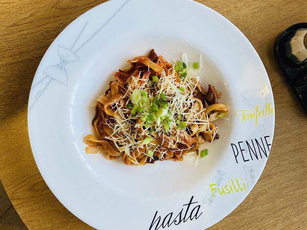 Изюм - Феттуччине с говядиной