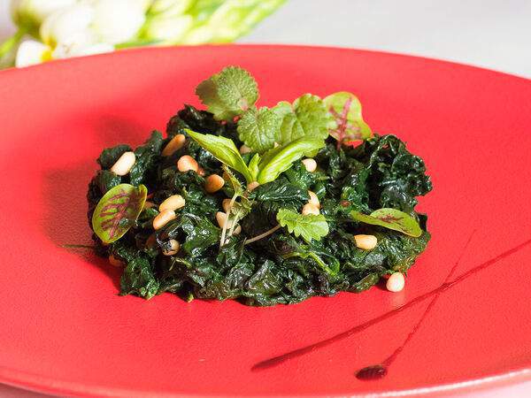 Dolce Vita - Шпинат с кедровыми орешками