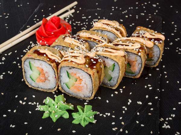 Аквасуши - Ролл Темпура Спайси с лососем