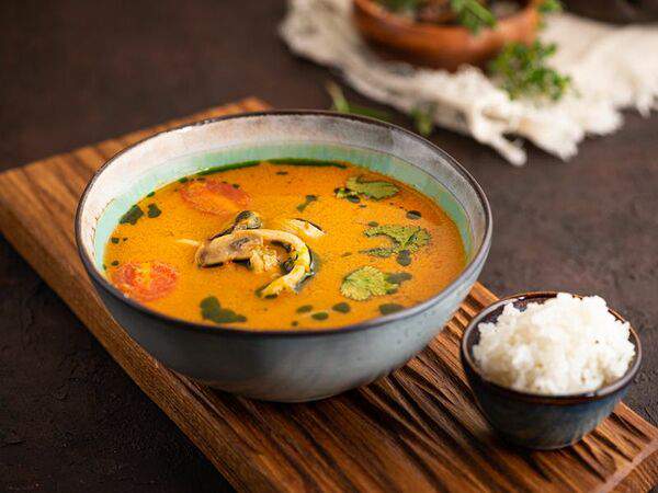 Абсолютъ - Суп Том Ям