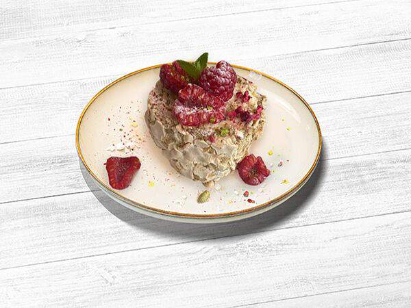 Miraclub - Фисташково-малиновый рулет