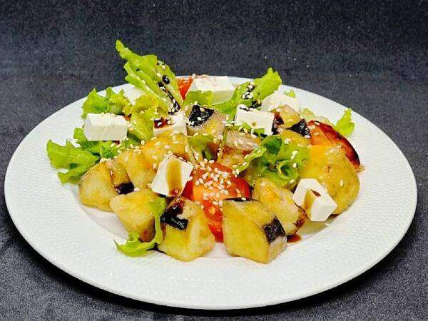 Lasertag - Фирменный салат из хрустящего баклажана