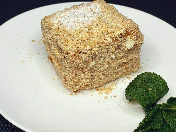 Loft cafe - Медовик