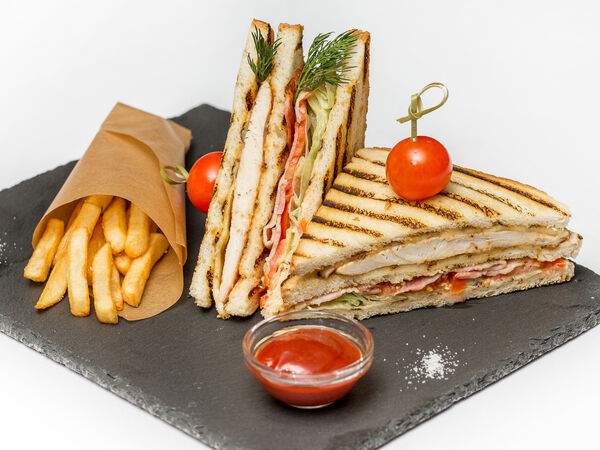 Ресторан Olive lounge restaurant & bar в Екатеринбурге