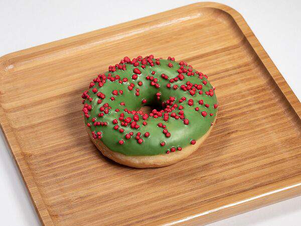 Baggins coffee - Пончик-донат с лимонной и малиновой начинкой