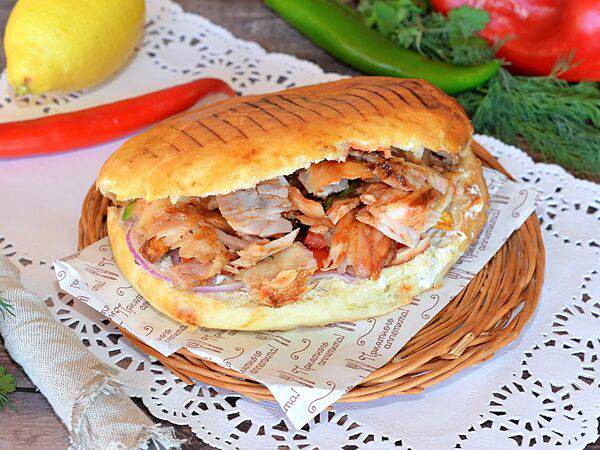 Донер кебаб - Шаурма в тандырной лепешке