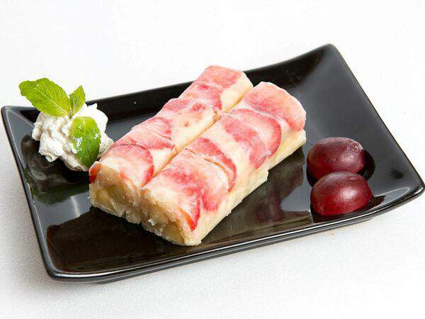 Японка - Пудинг ролл с клубникой