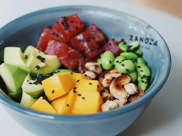 Zanoza Open Bar - Поке боул с тунцом