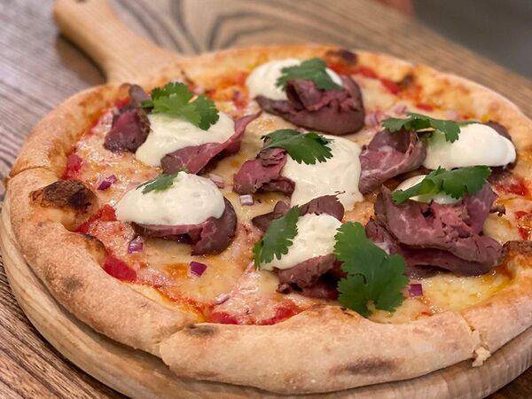 Lyric - Пицца ростбиф