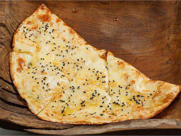 Gray Goose cafe - Лепешка Паратха/лосось