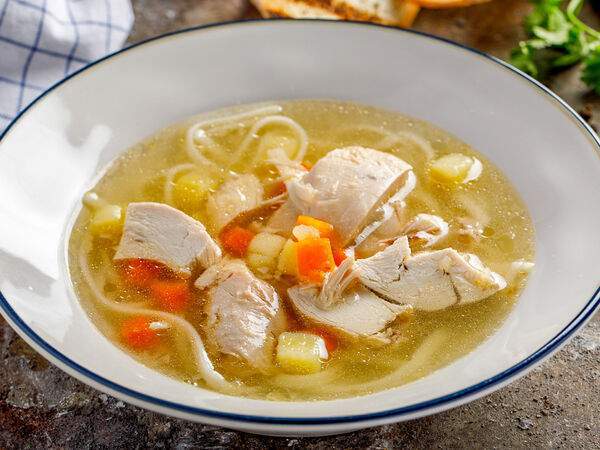 Стейк By Steak - Куриный бульон с домашней лапшой