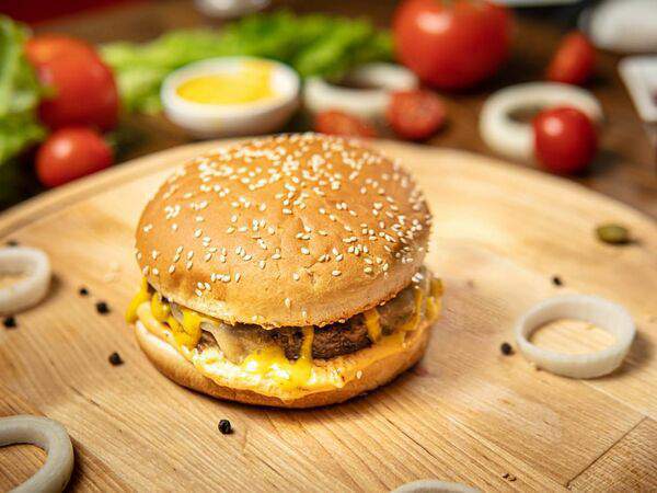 Bizon Grill Café - Бургер Бизон