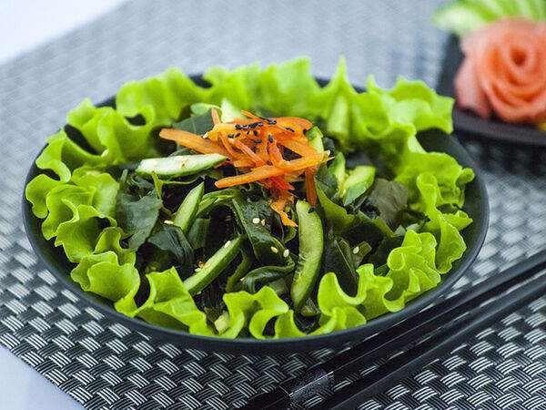 FishRoll - Салат Вакаме Сарада