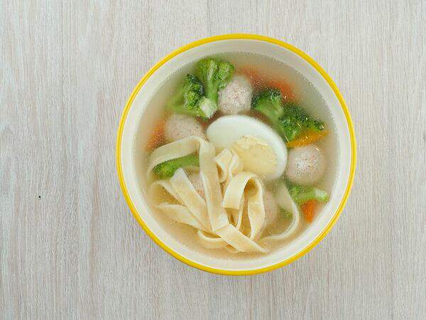 Union Coffee Pizza - Домашний куриный суп с фрикадельками