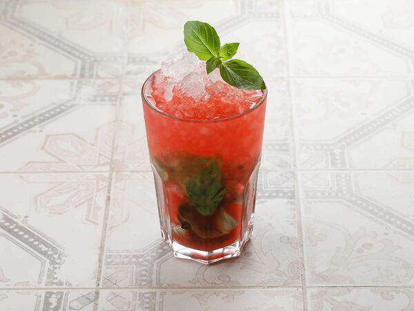 Катюша - Домашний лимонад клубника-базилик