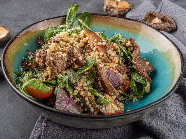 Duran Bar & Grill - Тёплый салат с говядиной