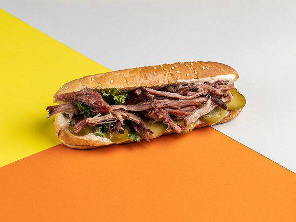 BRISKET BOYS - Сэндвич с рваным мясом