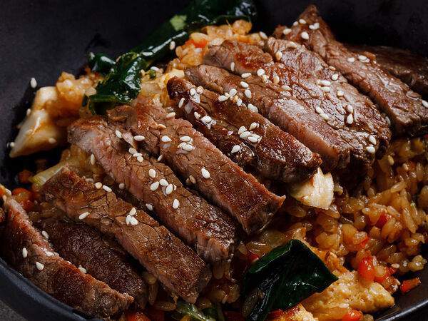 Gray Goose cafe - Рис с говядиной Пад-тай