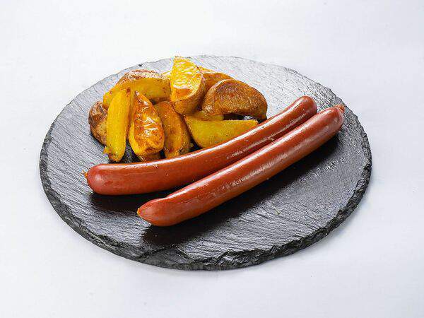 Мастер ланч - Сосиска баварская с картофелем по-деревенски и соусом