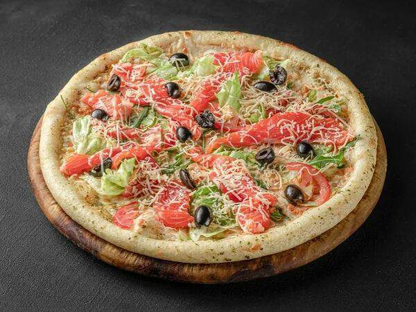 Gardus - Пицца Цезарь с лососем