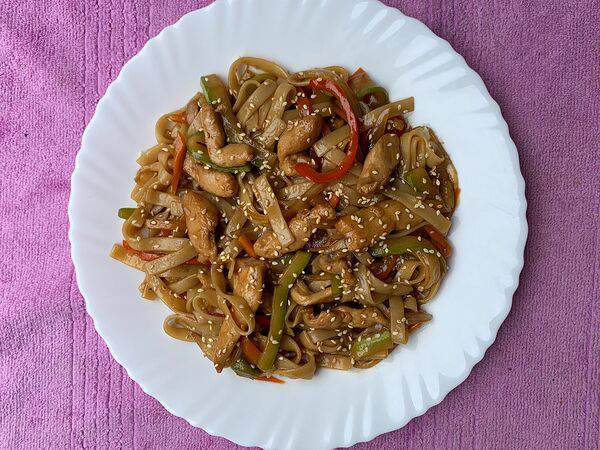 Ken Guru Food - Удон с Курицей