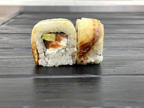 Crystal Sushi & Rolls - Канада