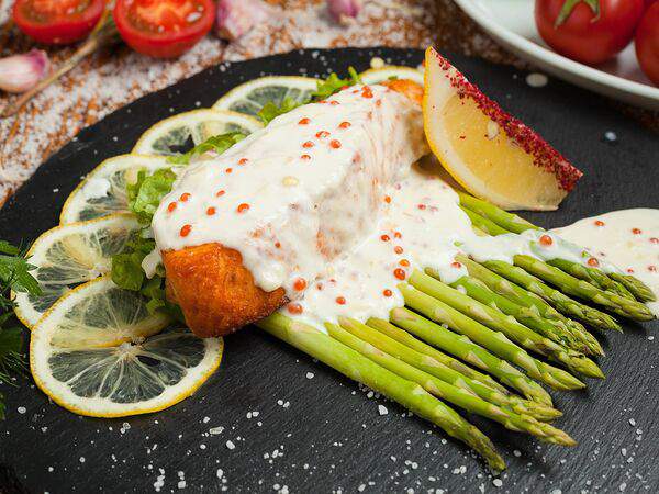 Трапеза - Сёмга в икорном соусе