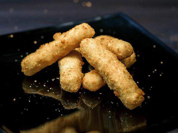 Мясо на углях - Сырные палочки