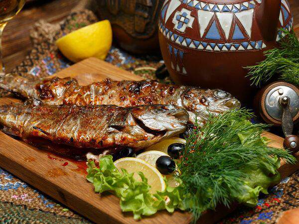 Тифлис - Речная форель, жареная на мангале