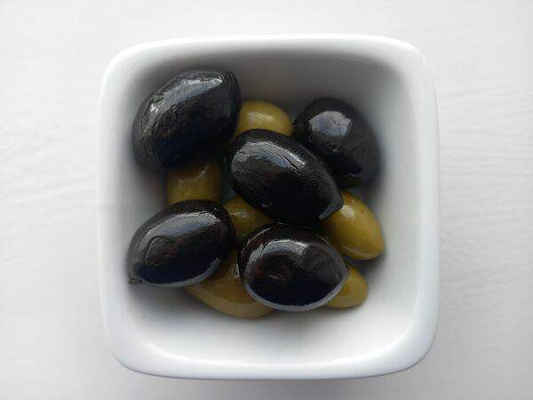 Белый берег - Маслины и оливки