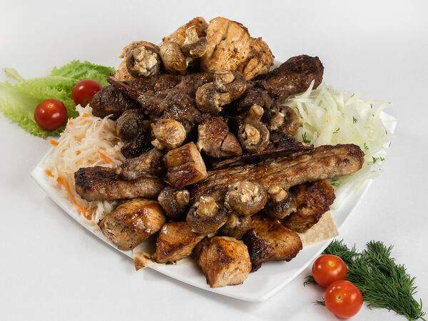 Грин - Ассорти из шашлыков