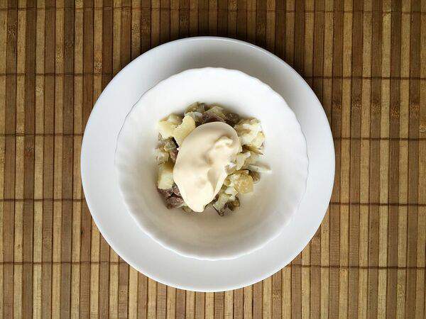 Кафе Мария - Салат мясной