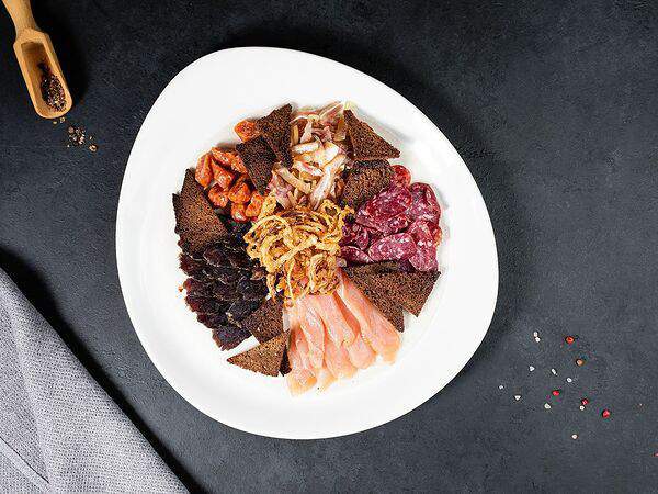 Irish Pub Dublin - Мясные копчености к пиву