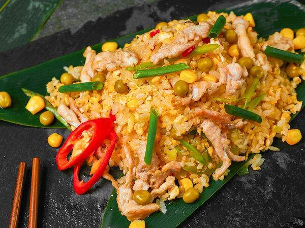 WokPho - Рис жареный с курицей и овощами
