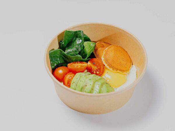 Ulandy Cafe - Завтрак Комбо с оладьями и авокадо