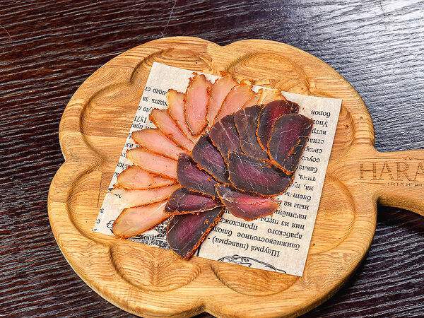 Harat's Irish Pub - Мясо вяленое