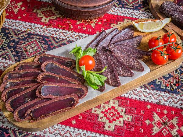 Старый Ереван - Сыровяленое ассорти