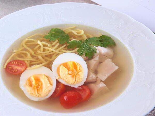 Rose Cafe - Суп куриный с лапшой