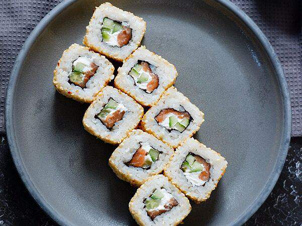 Авокадо - Филадельфия в кунжуте