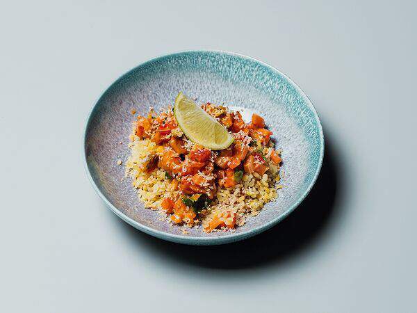 Pagu - Поке с лососем