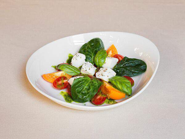 Беллуччи - Салат с томатами от бабушки Лучии