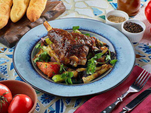 Квеври - Голень барашка в меду и аджике с аджапсандалом