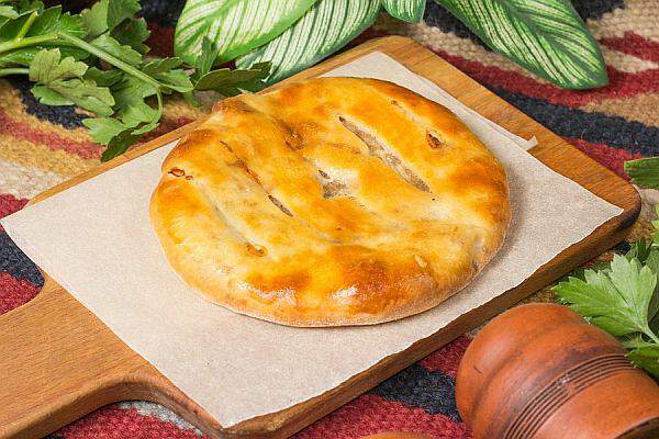 Мушмула - Мини хачапури Кубдари с мясом