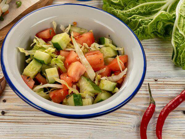 На углу - Салат Чобан