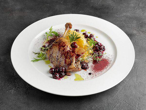 La Veranda Ла Веранда - Утиная ножка с клюквенным соусом