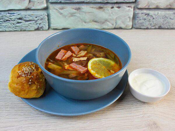 Bela Kava - Суп Солянка мясная