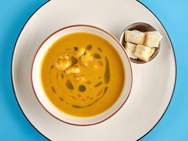 Игрушки - Тыквенный суп на кокосовом молоке с креветкой