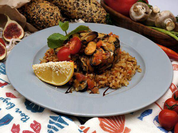 Кафе-пекарня Susser - Жаркое из мидий с рисом-микс