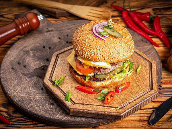 Burger Beer - Бургер Холостятский